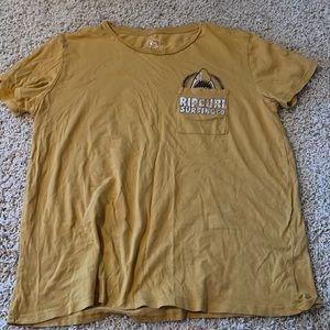Ripcurl shark tee